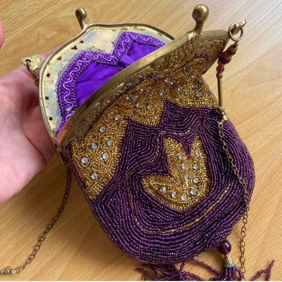 Vintage 90s does art deco handmade in India gold and purple beaded bag